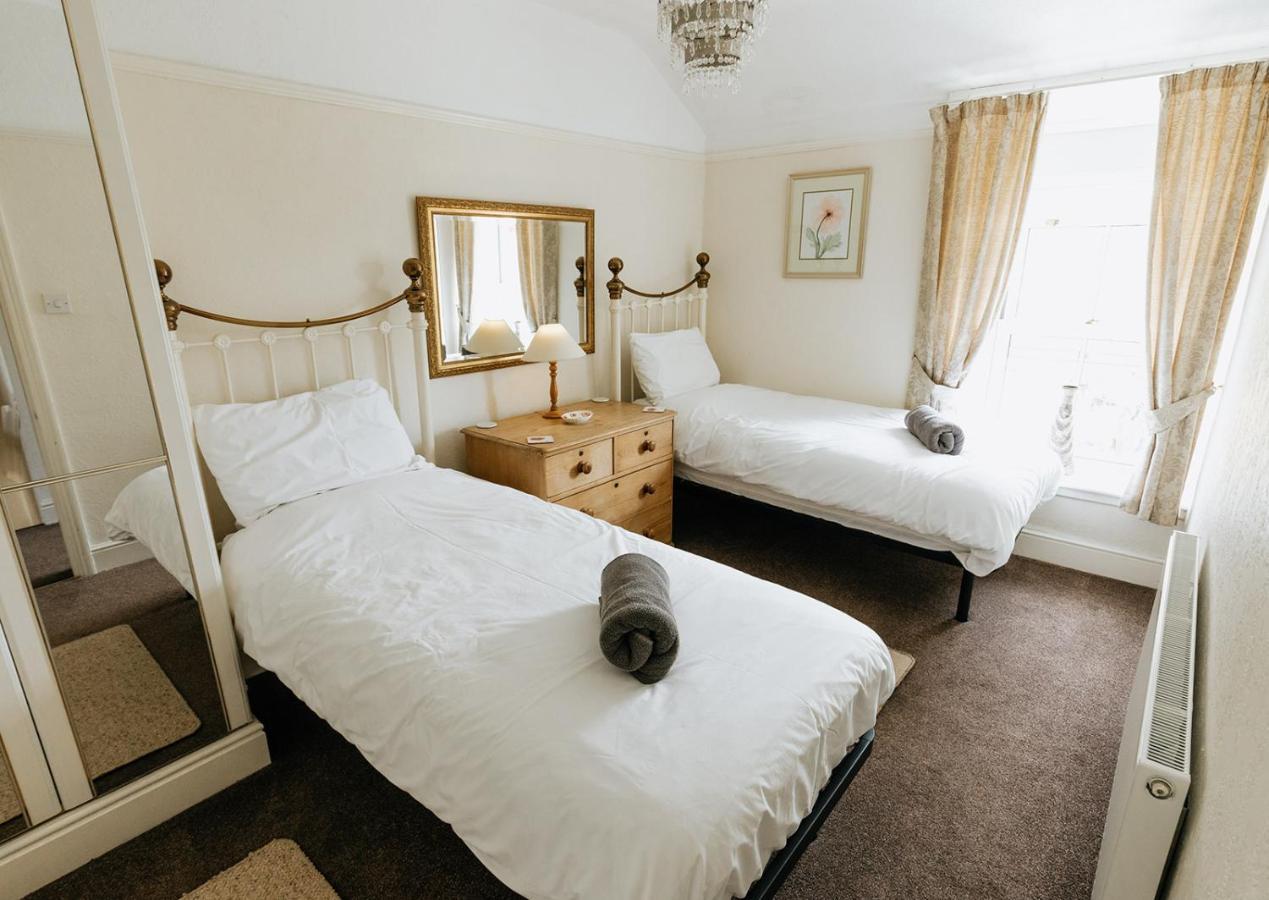 Willow Cottage - Cost 3 Bed Cottage In Penrhyn Bay With Sea Views With Access To Snowdonia Rhos-on-Sea Luaran gambar