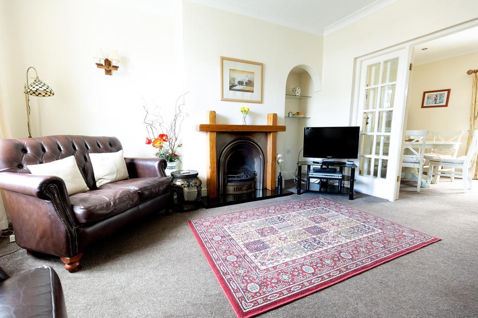 Willow Cottage - Cost 3 Bed Cottage In Penrhyn Bay With Sea Views With Access To Snowdonia Rhos-on-Sea Luaran gambar